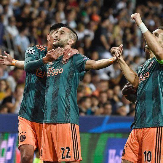 也是对曼城 也是对曼城