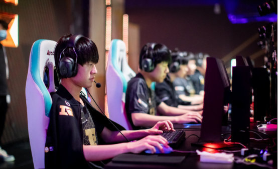 本届美国青 本届美国青