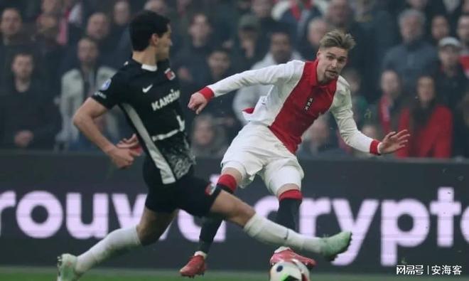 在社会事务 在社会事务