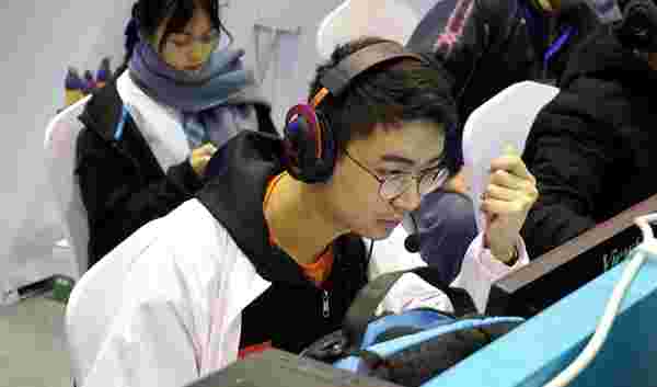 本次比赛中 本次比赛中