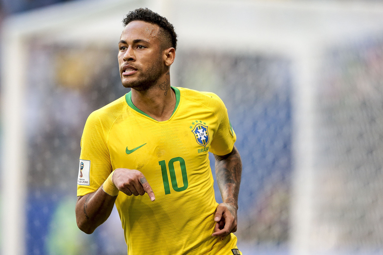 他不仅以其 他不仅以其