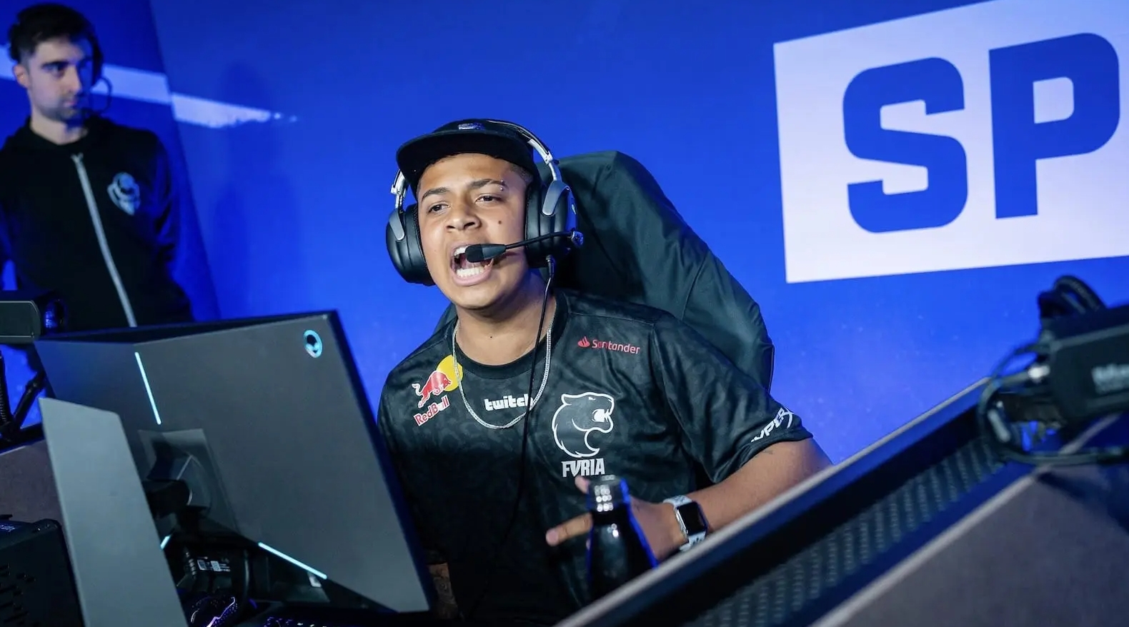 不仅增强了 不仅增强了