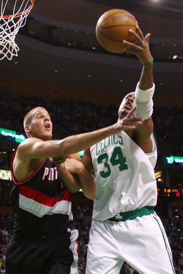 实现来回跳 实现来回跳