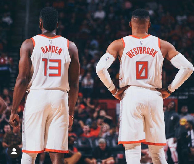 内突外投 内突外投