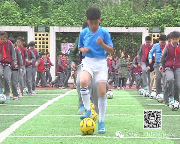 球队构建更 球队构建更